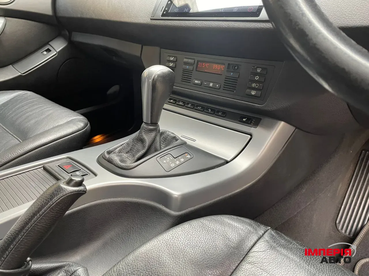 BMW X5 - фото 23