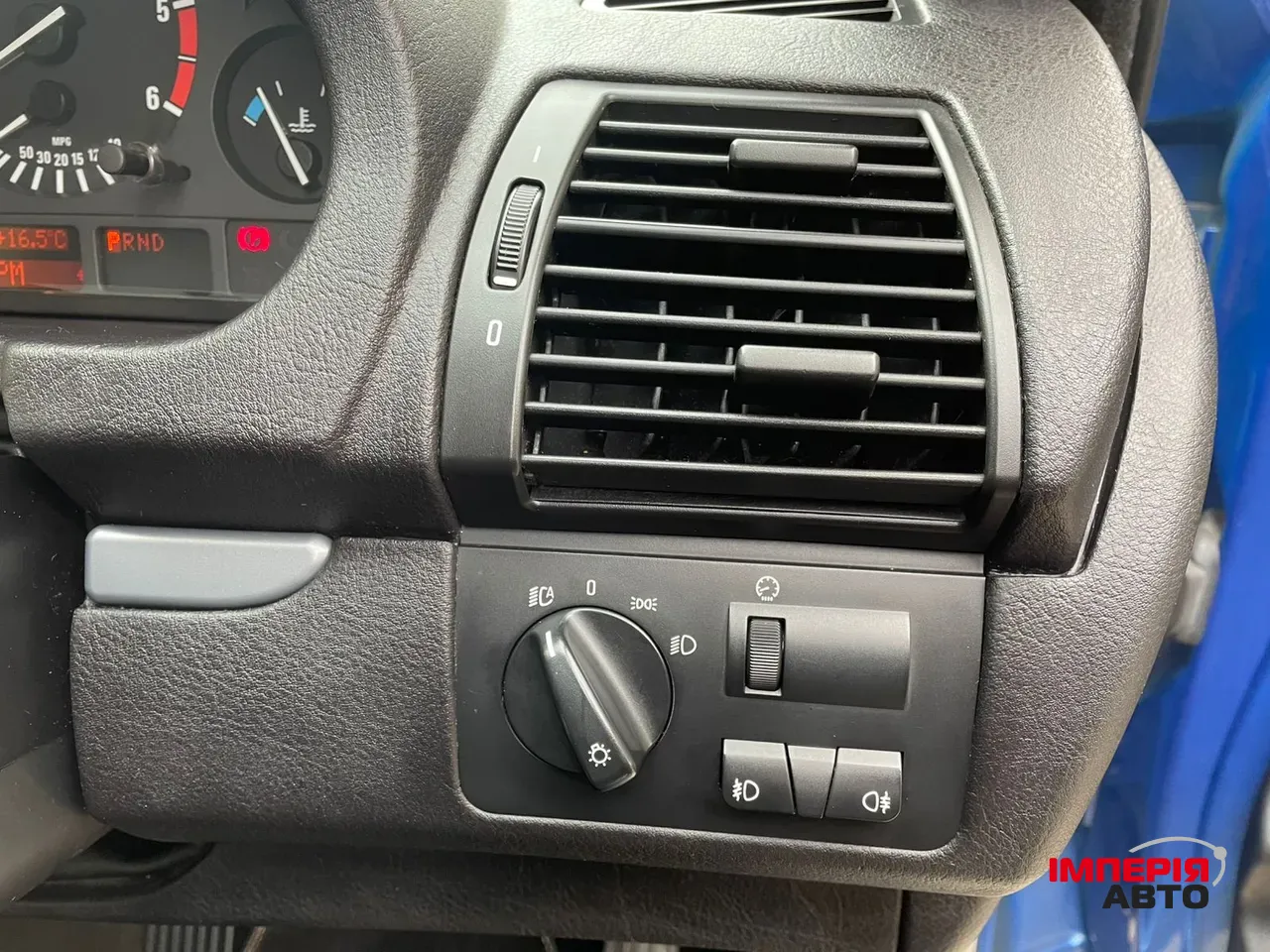 BMW X5 - фото 13