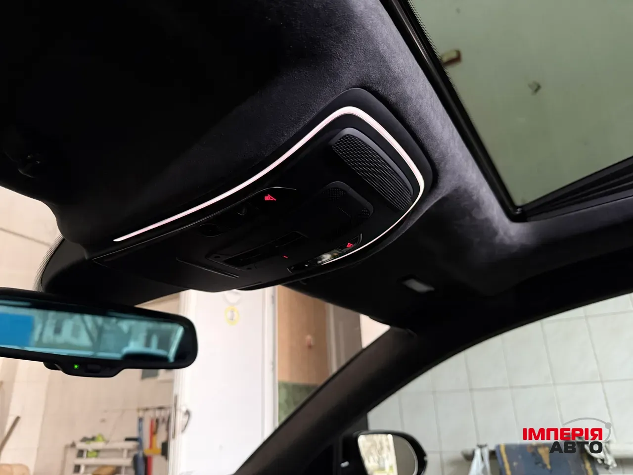 Audi A8 - фото 17