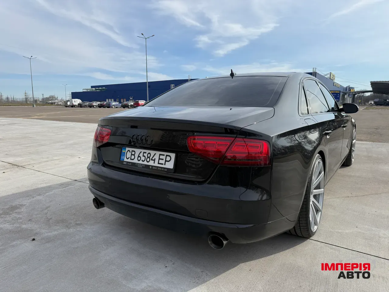 Audi A8 - фото 6