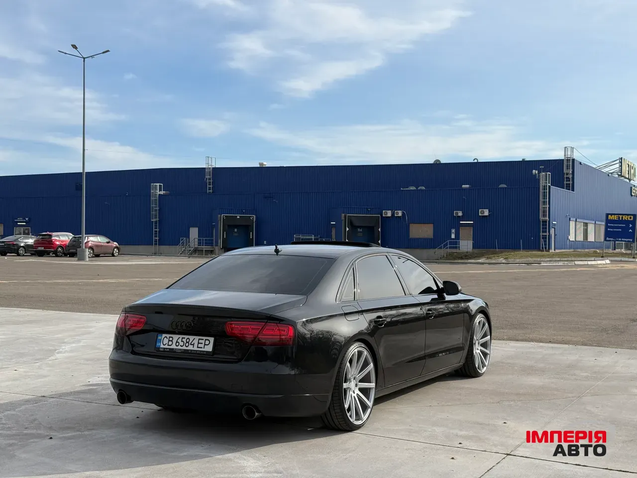 Audi A8 - фото 3