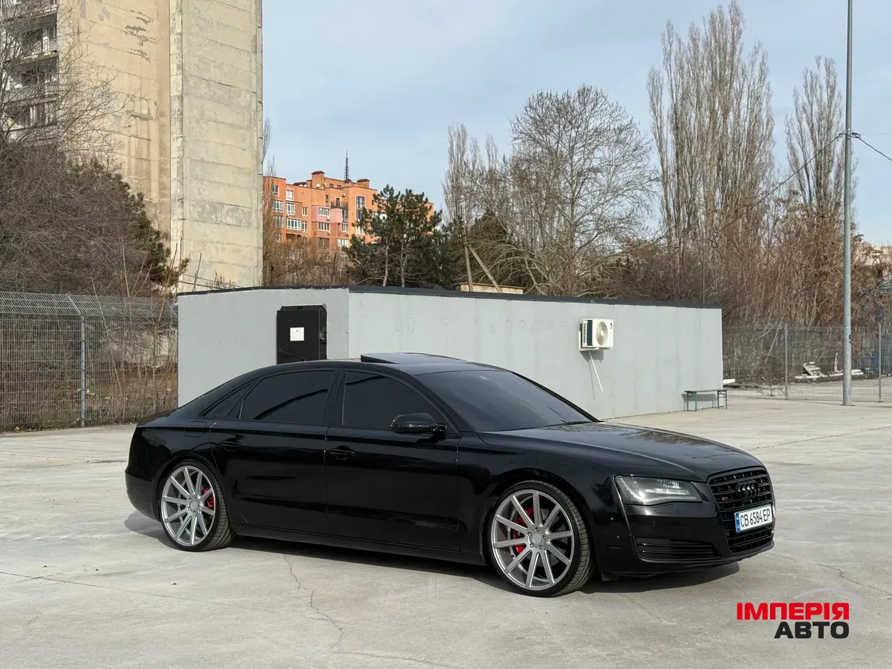 Audi A8 - фото 2