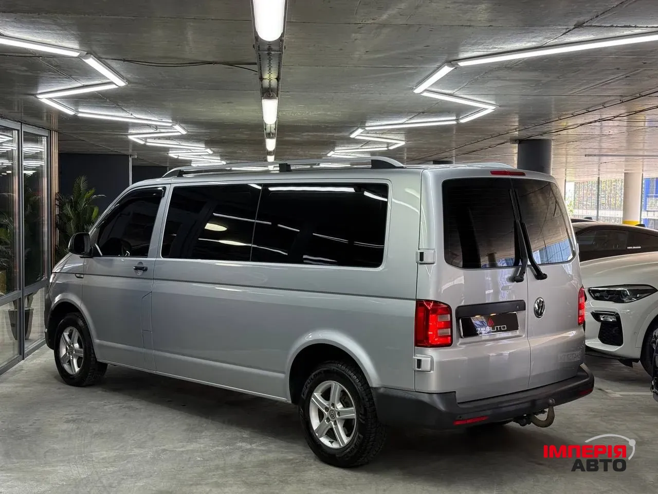 Volkswagen Transporter - фото 7