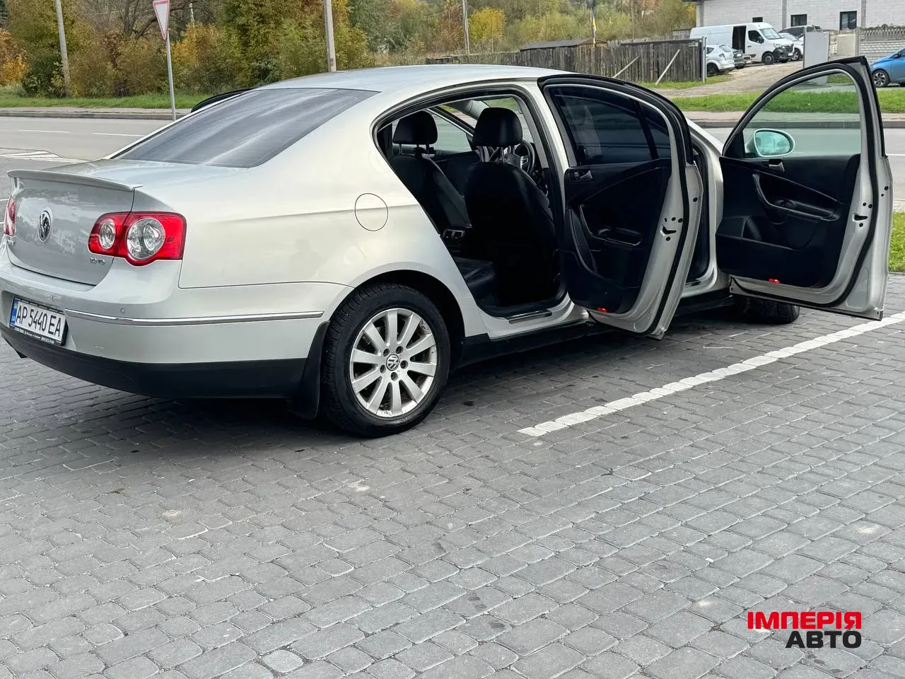 Volkswagen Passat - фото 18