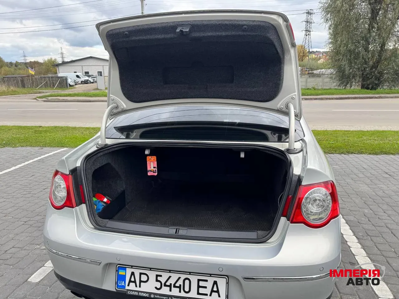 Volkswagen Passat - фото 14