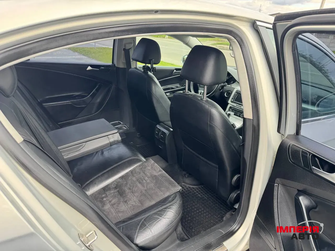 Volkswagen Passat - фото 9