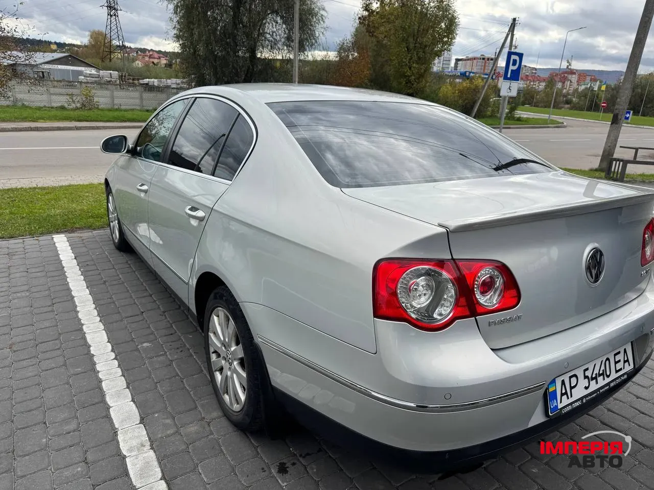 Volkswagen Passat - фото 13