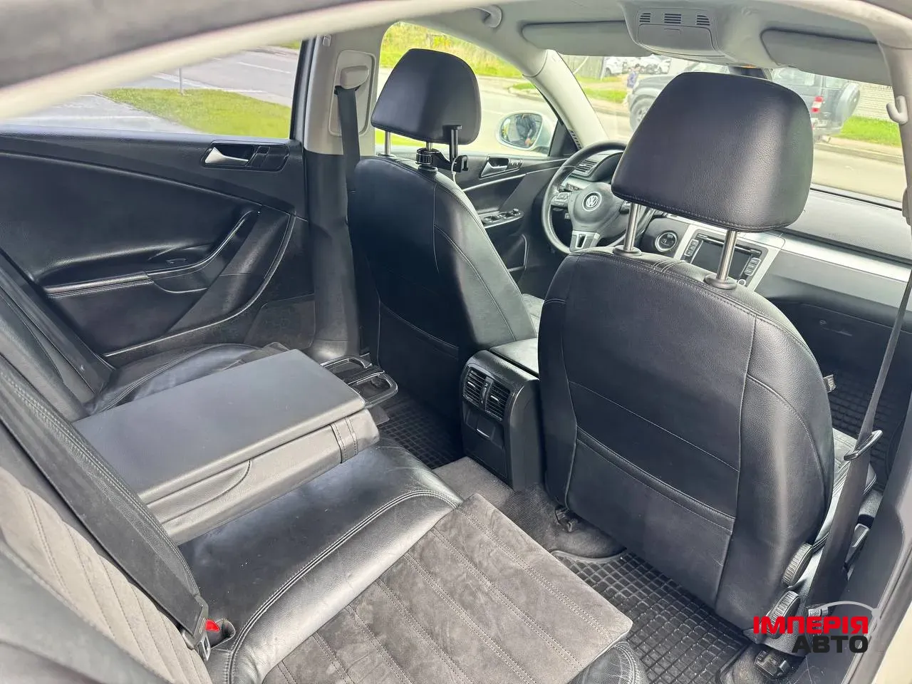 Volkswagen Passat - фото 17