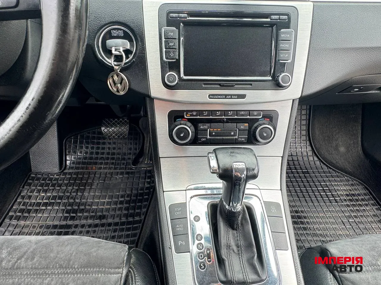 Volkswagen Passat - фото 34