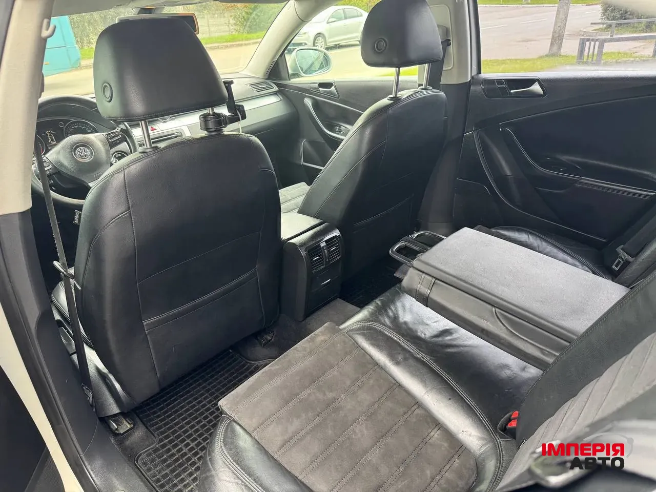 Volkswagen Passat - фото 16