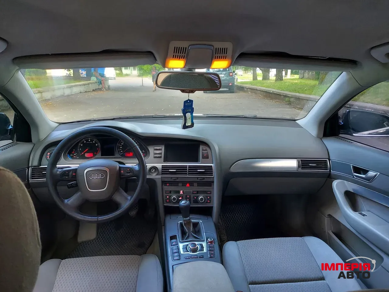 Audi A6 - фото 7