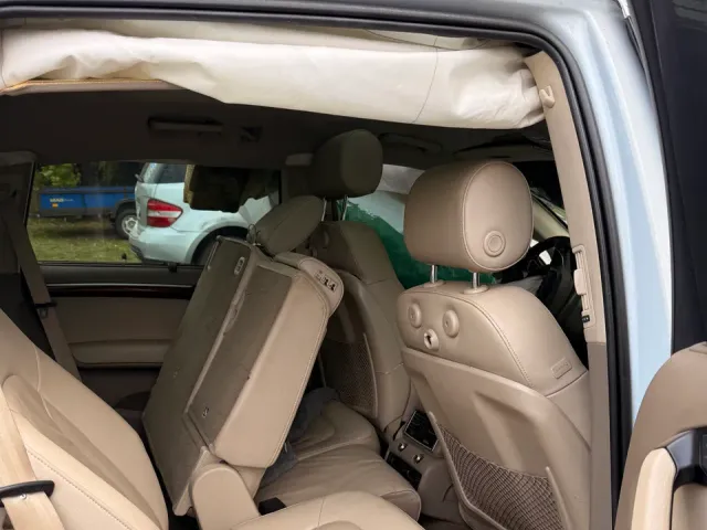 Audi Q7 - фото 1