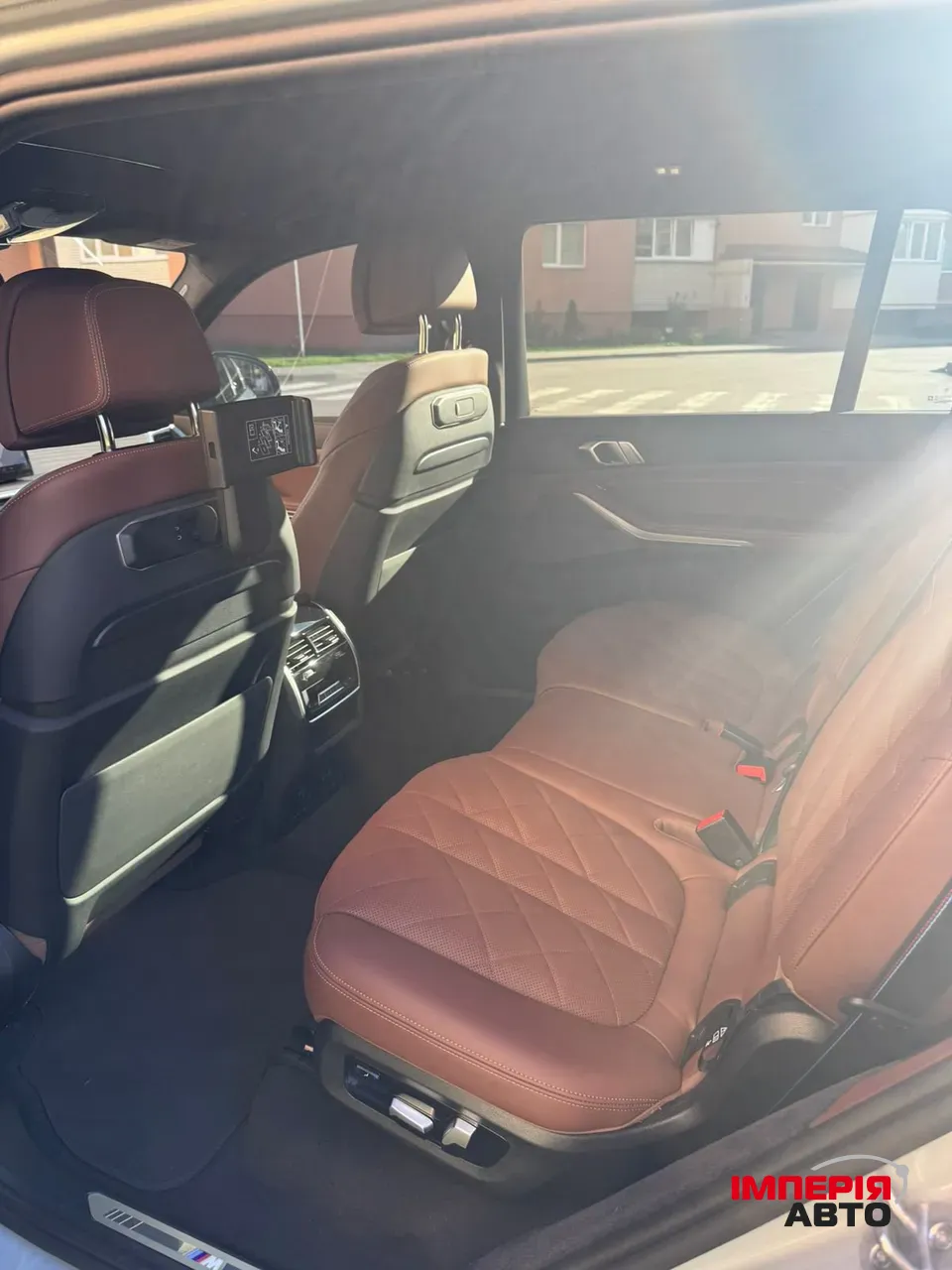 BMW X7 - фото 10