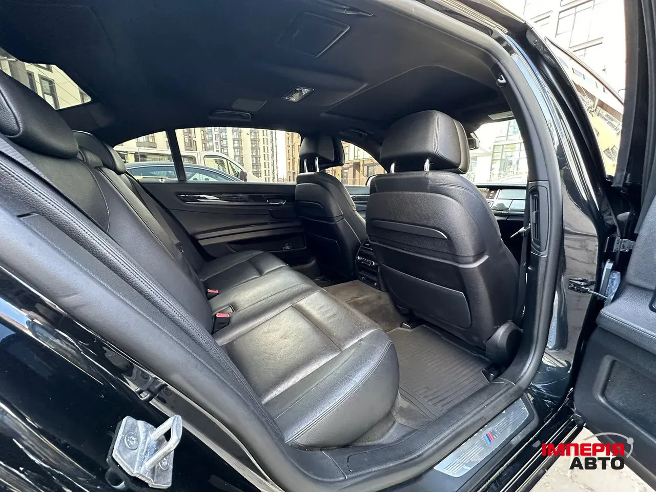 BMW 7 серії - фото 11