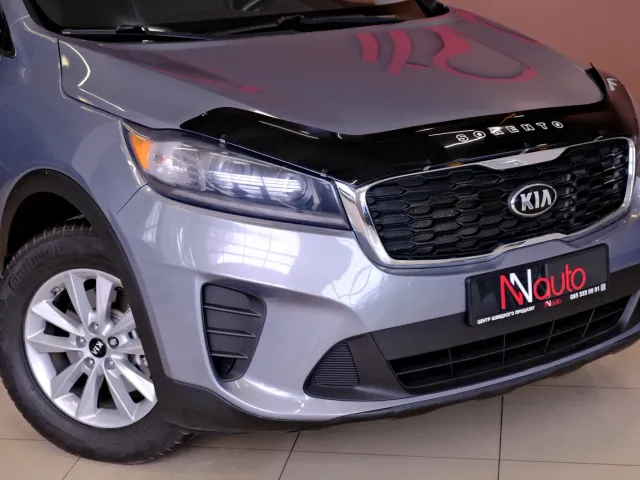 Kia Sorento - фото 3