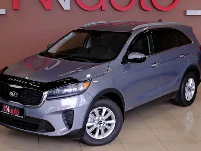 Kia Sorento - фото 2