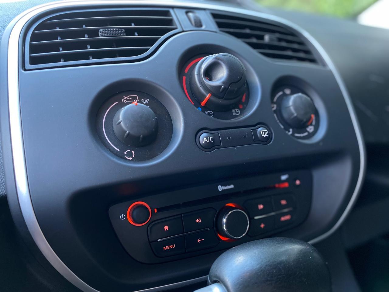 Renault Kangoo - фото 11