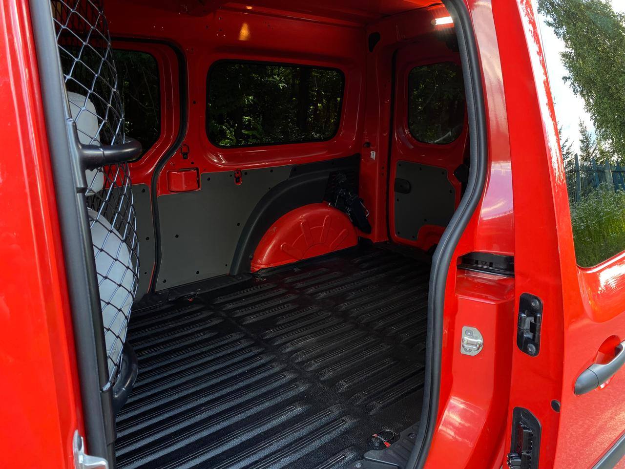 Renault Kangoo - фото 13