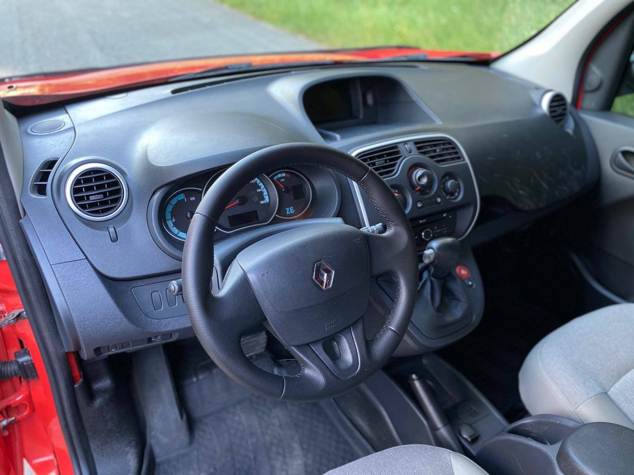 Renault Kangoo - фото 14