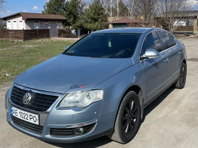 Volkswagen Passat - фото 2