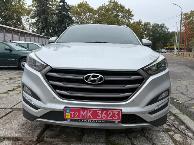 Hyundai Tucson - фото 1