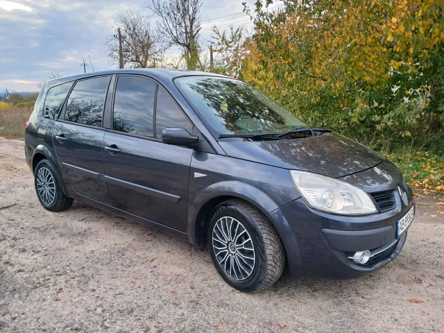 Renault Scenic - фото 1