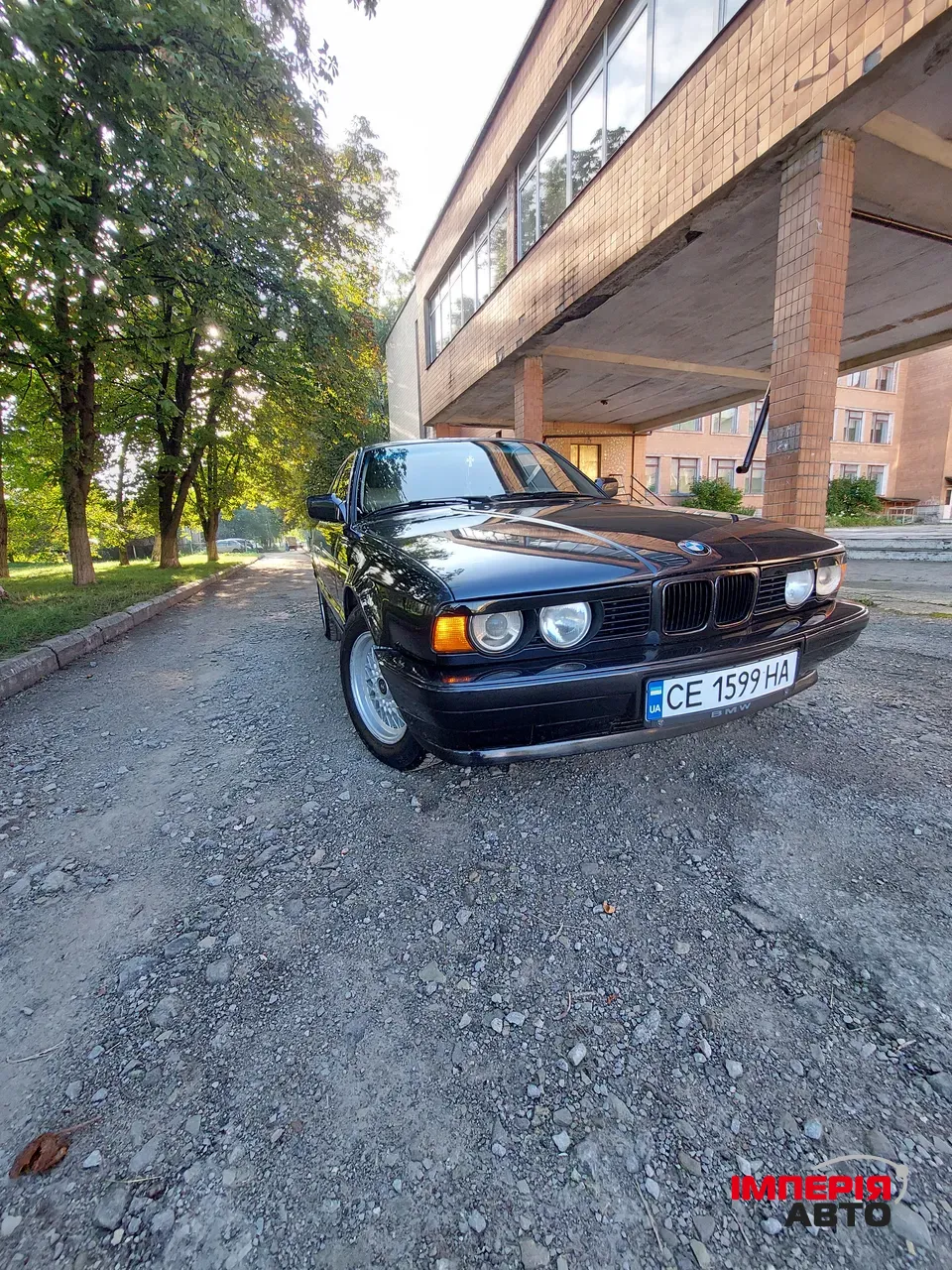 BMW 5 серії - фото 1