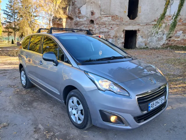 Peugeot 5008 - фото 5