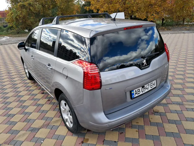 Peugeot 5008 - фото 5