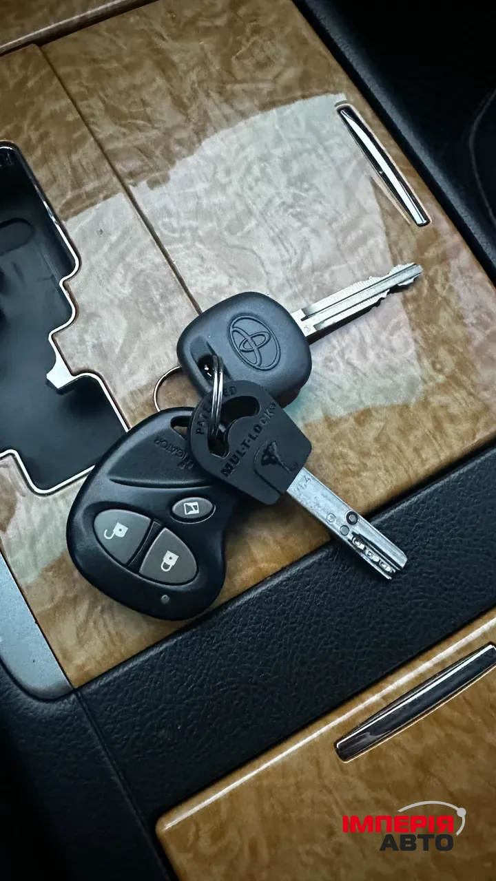 Toyota Camry - фото 35