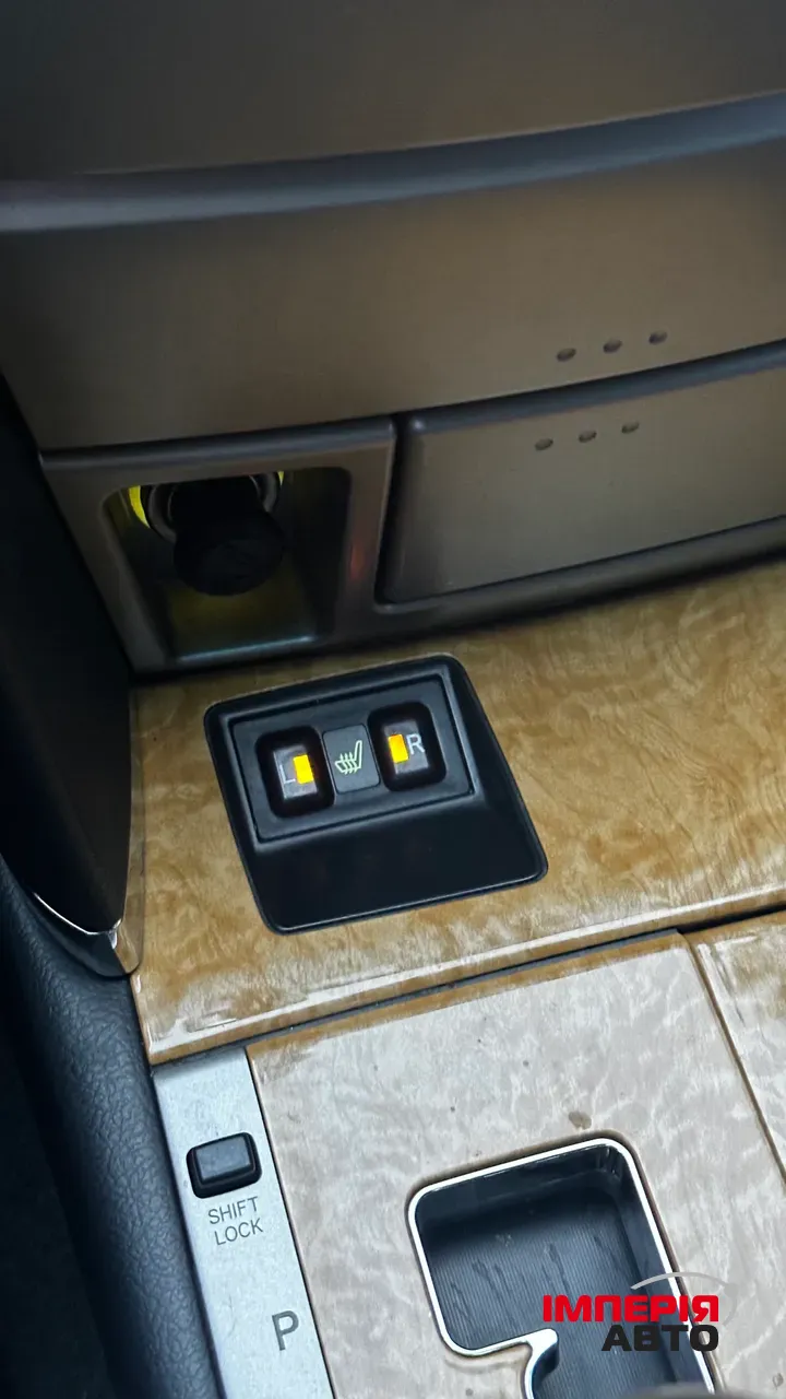 Toyota Camry - фото 20