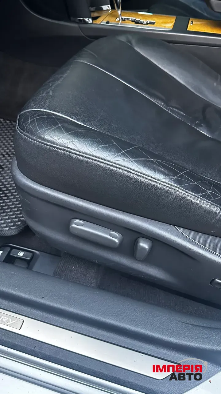 Toyota Camry - фото 16