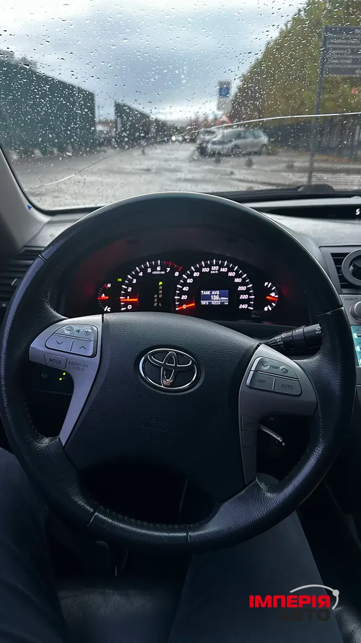 Toyota Camry - фото 22