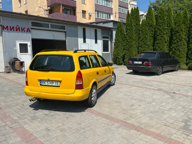 Opel Astra - фото 4