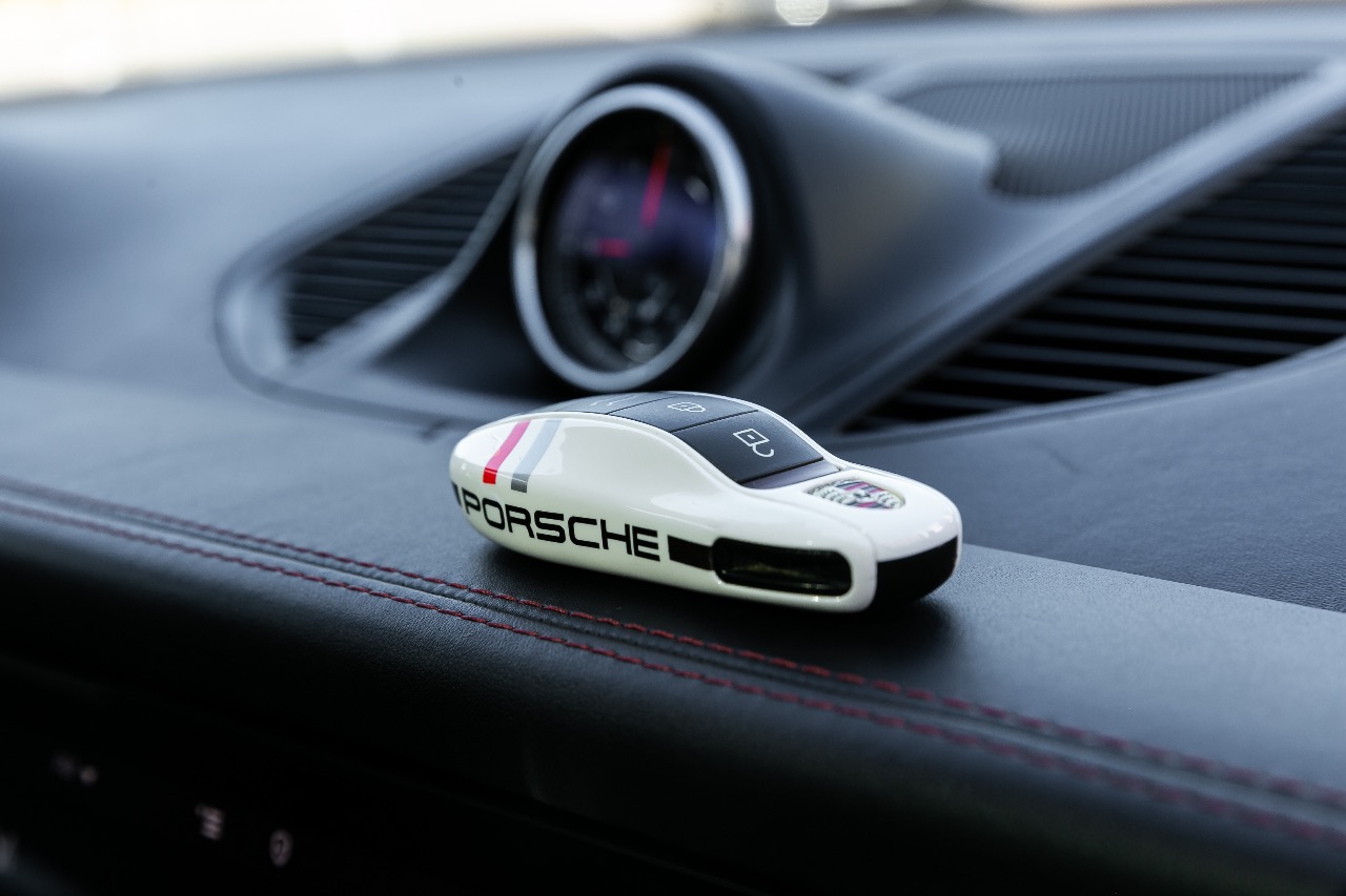 Porsche Macan - фото 11