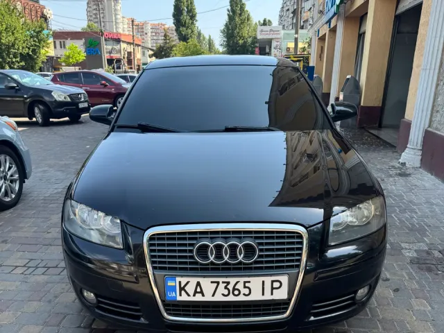 Audi A3 - фото 1