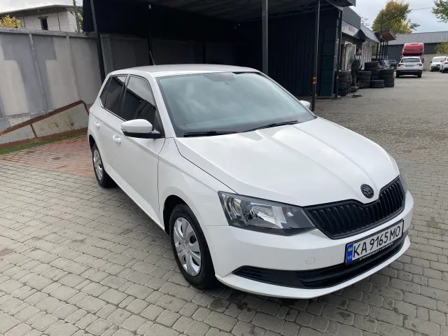 Skoda Fabia - фото 2