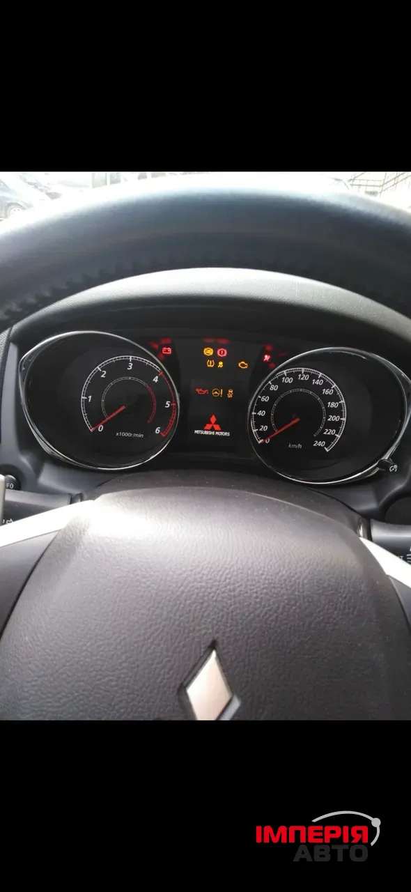 Mitsubishi ASX - фото 13