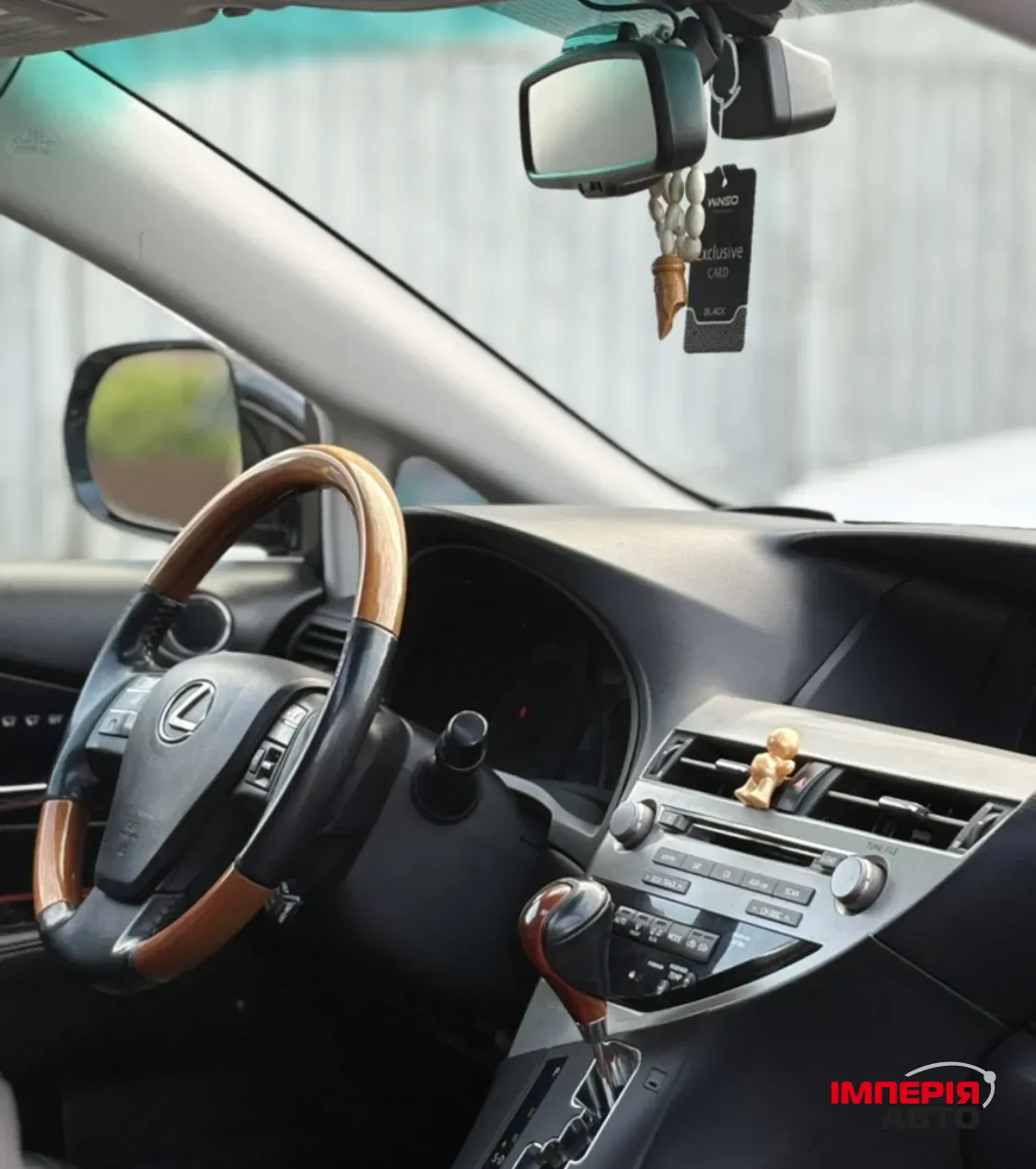 Lexus RX - фото 2