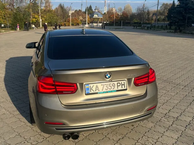 BMW 3 серії - фото 1