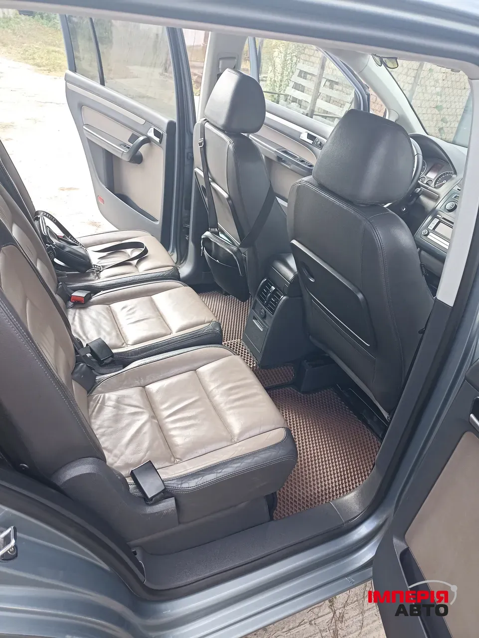 Volkswagen Touran - фото 8