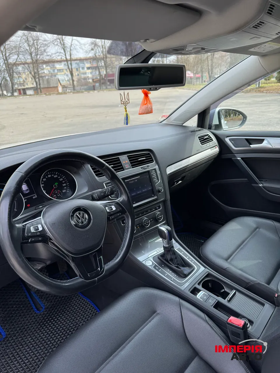 Volkswagen Golf - фото 5