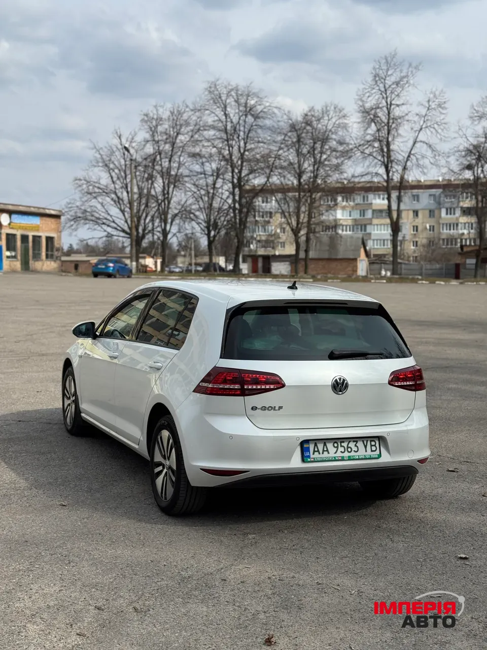 Volkswagen Golf - фото 4