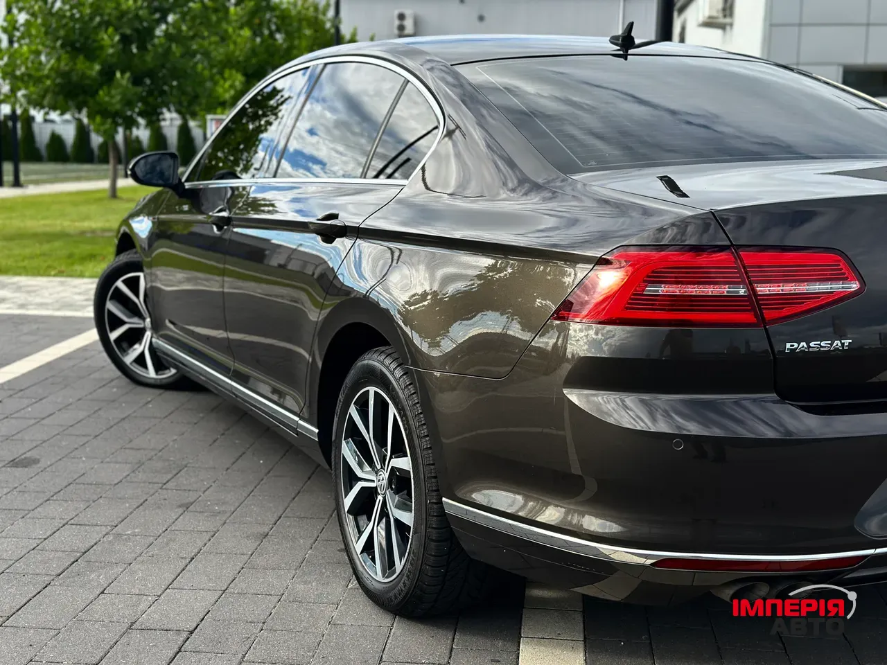 Volkswagen Passat - фото 11