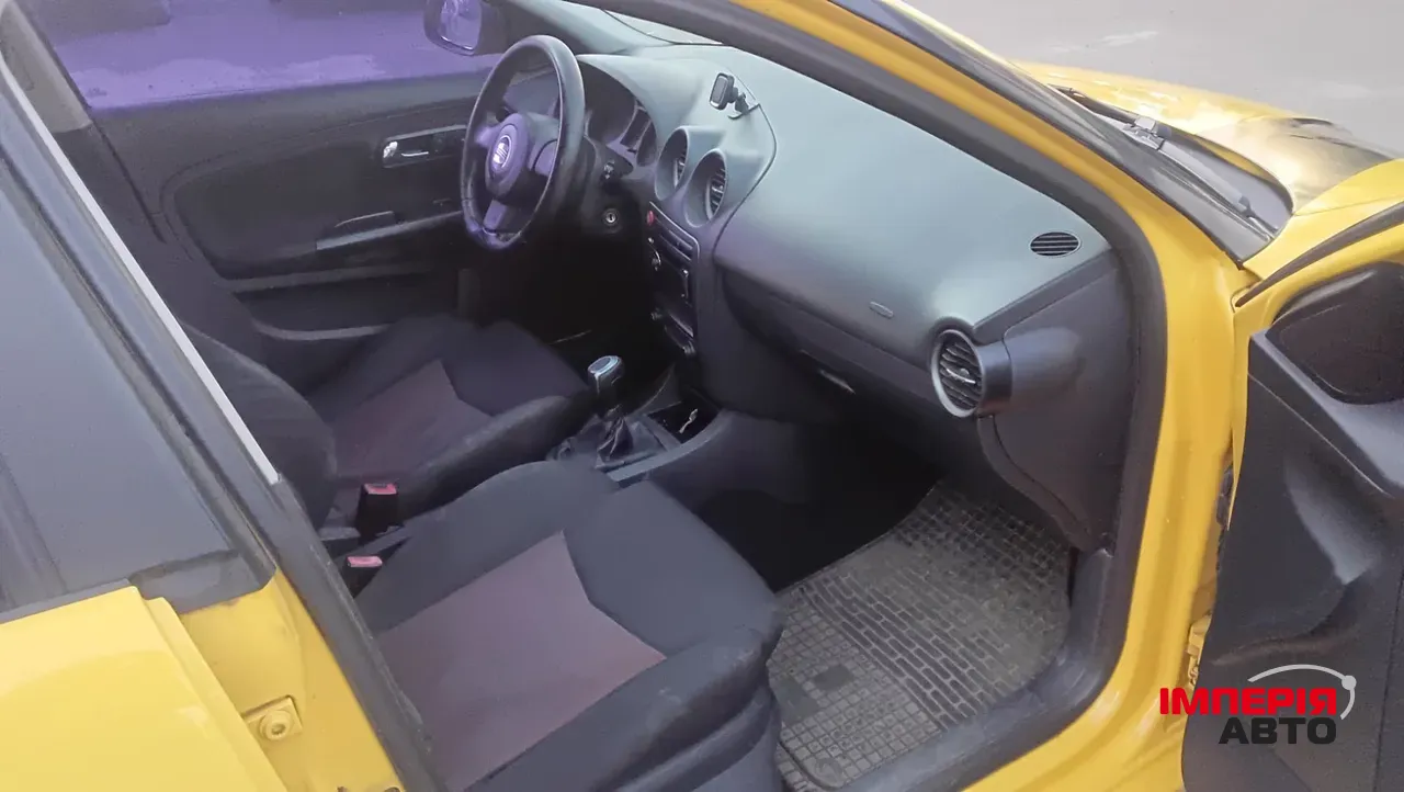 SEAT Ibiza - фото 12