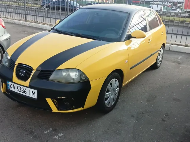 SEAT Ibiza - фото 2