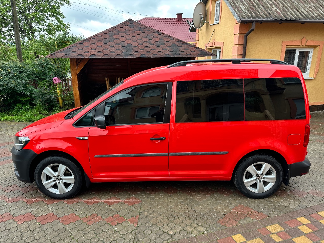 Volkswagen Caddy - фото 13
