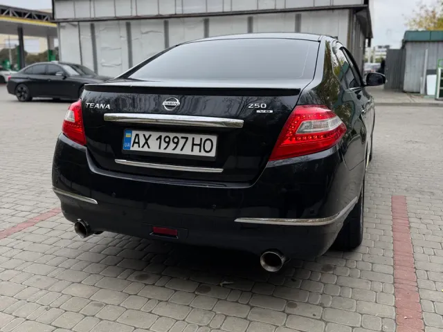 Nissan Teana - фото 4