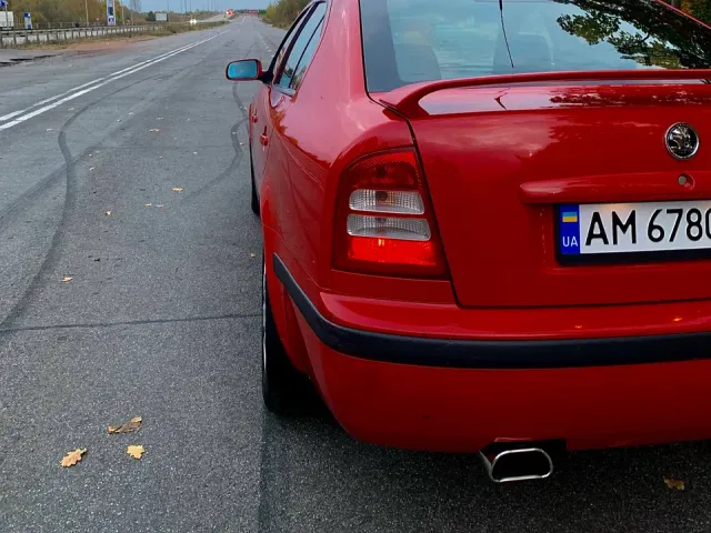 Skoda Octavia - фото 4