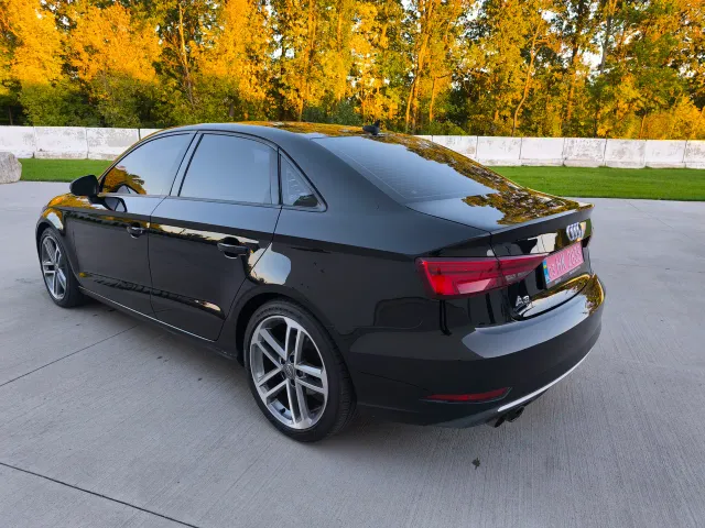 Audi A3 - фото 4